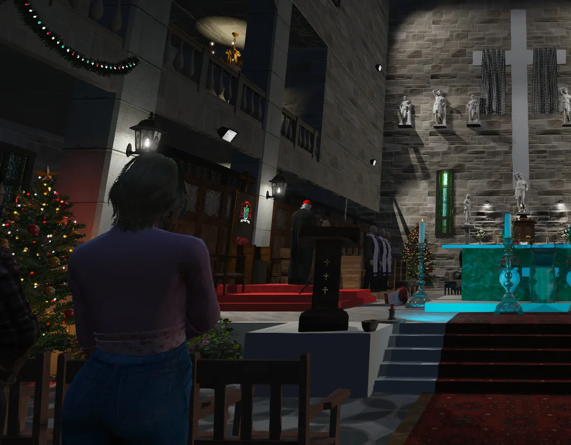 People of God praying at Christmas Mass 2025